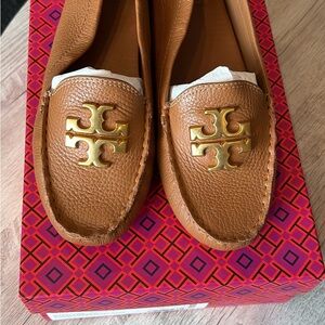 Tory Burch Tan Leather Loafers with Gold Emblem